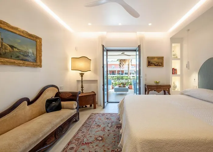 Overture - Panoramic Luxury Terrace Center Sorrento