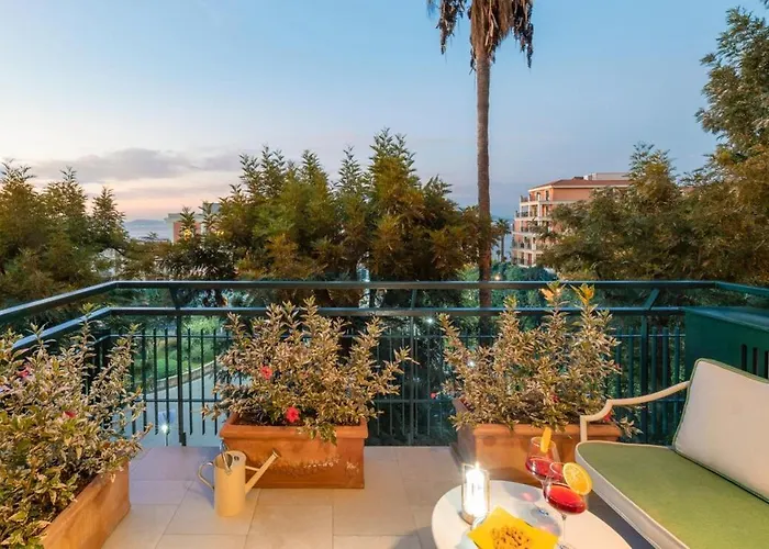 Overture - Panoramic Luxury Terrace Center * Sorrento