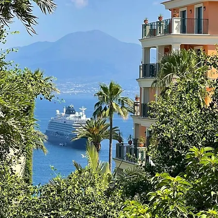 Overture - Panoramic Luxury Terrace Center Сорренто