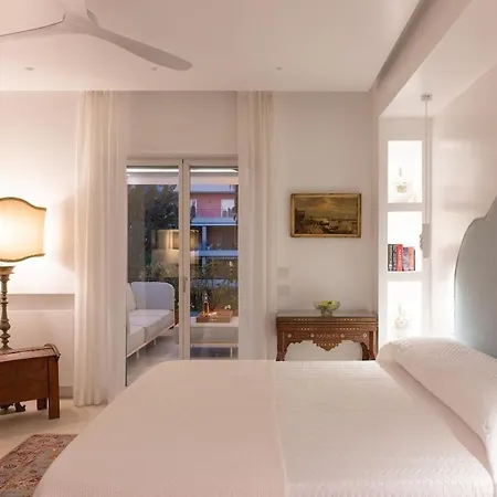 Overture - Panoramic Luxury Terrace Center