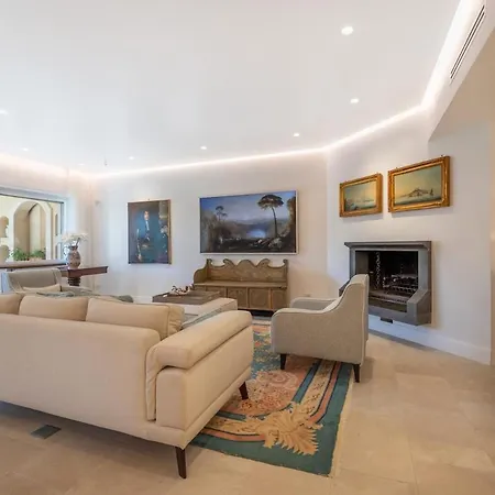 Overture - Panoramic Luxury Terrace Center Апартаменти Сорренто